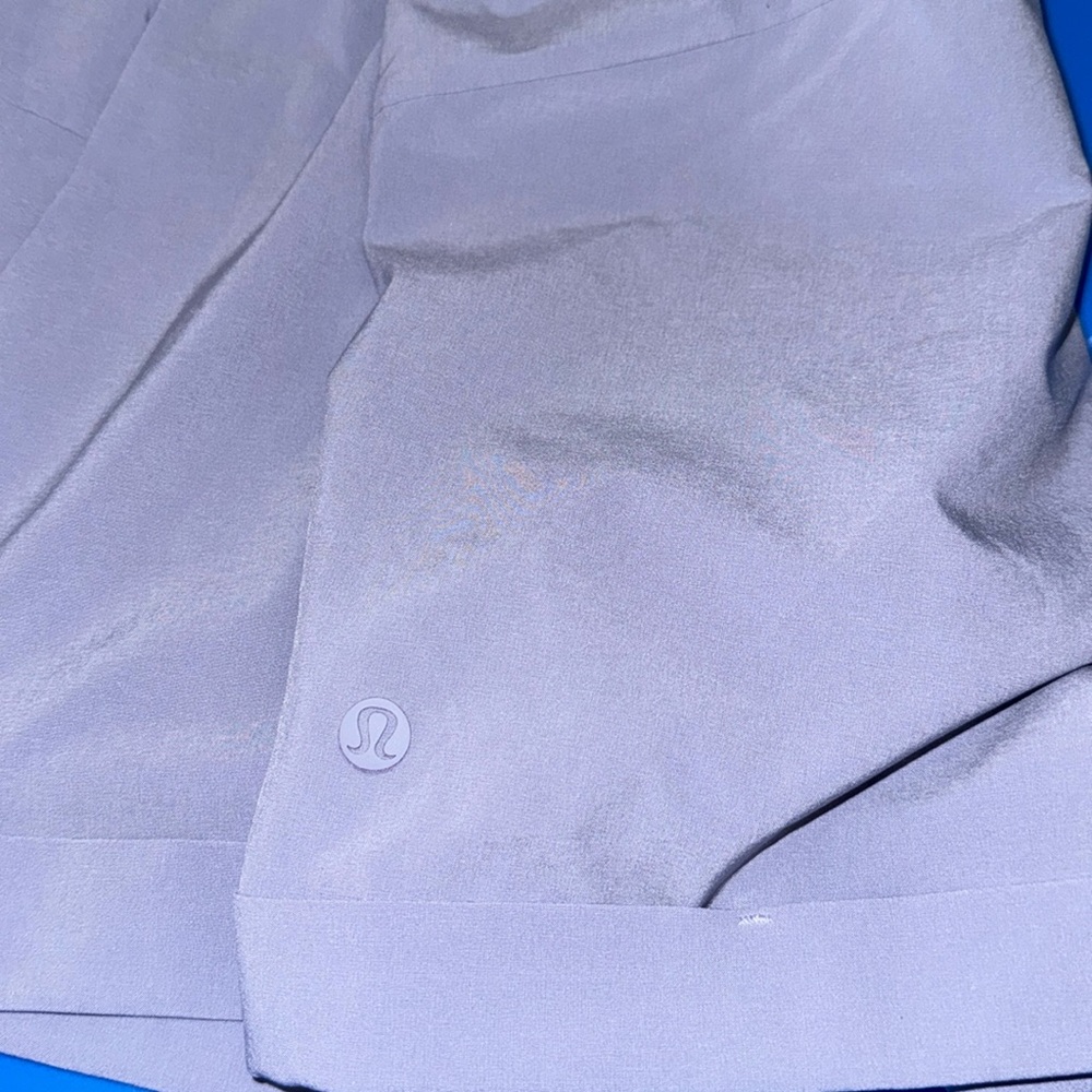 Lululemon Spring Break Away Short *4-way Stretch 3"
Berry Mist size 6 - Picture 12 of 12